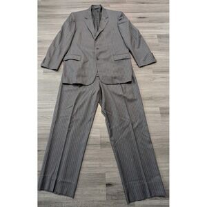 Brooks Brothers Men's Gray Pinstripe Wool 1818 Madison Fit Suit Size 46L 40x30